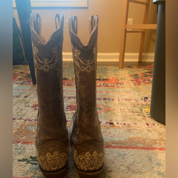 Cowboy boots - Picture 2 of 5